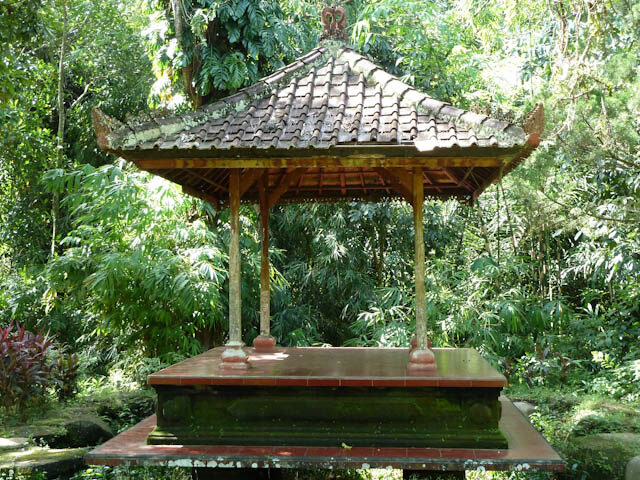 Pura Taman Ayun: Schwimmender Gartentempel